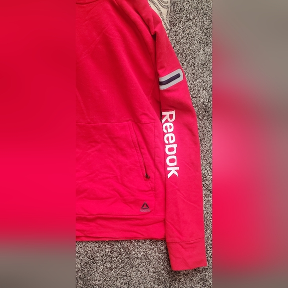 Kids Reebok Sweater - Picture 3 of 4